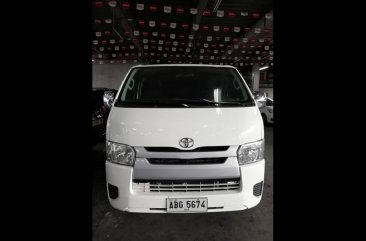 2015 Toyota Hiace Commuter 2.5 MT for sale