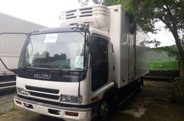 2003 Isuzu Forward for sale