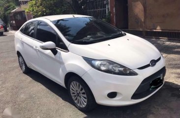 2013 Ford Fiesta Sedan MT for sale