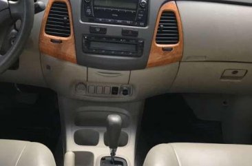 Toyota Innova V 2010 for sale