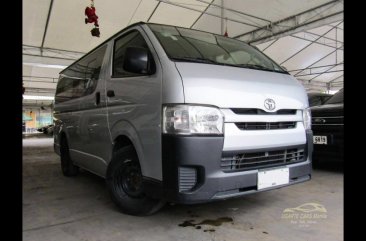 2015 Toyota Hiace Commuter for sale