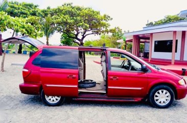 Chrysler Town and country 2005 Very good condition