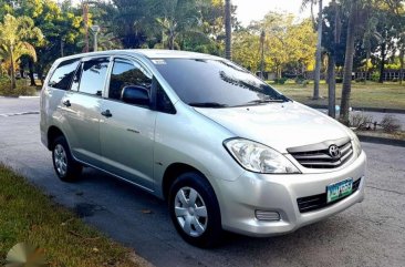 Toyota Innova J 2010 for sale