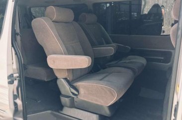 Toyota Hiace Super Grandia 2002 for sale