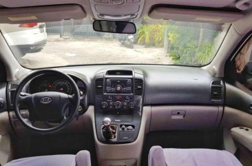 Kia Carnival 2012 for sale 