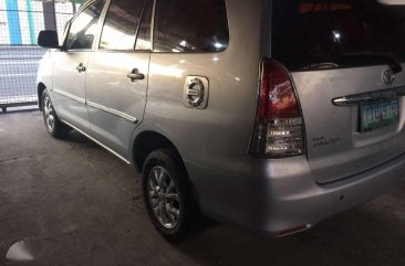 2011 Toyota Innova E for sale