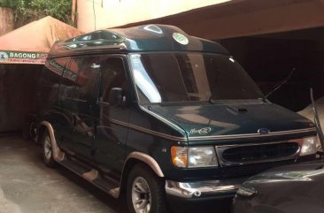 2000 Ford E150 for sale