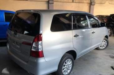 2015 Toyota Innova E for sale