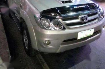 2005 toyota fortuner v.