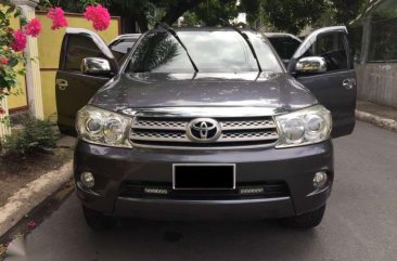 Toyota Fortuner 2010 G for sale