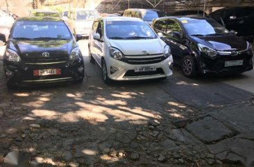 Rush sale 2 cars for sale 2016 2017 Toyota Wigo