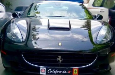 2010 Ferrari California Very Fresh and Save Big Big Good as New