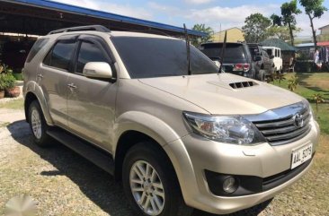 Toyota Fortuner V automatic intercooler turbo diesel 2014