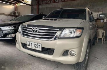 2014 Toyota Hilux 2500G 4x2 Manual Gold Diesel