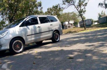 2010 Toyota Innova J for sale