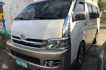 Toyota Hi-Ace GL Grandia Manual Diesel 2008