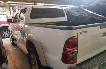 2013 TOYOTA Hilux 4x4 automatic FOR SALE