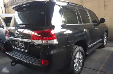 2017 Toyota Land Cruiser premium FOR SALE