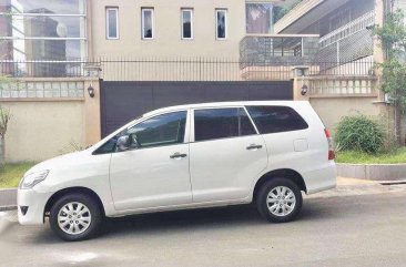 2013 Toyota Innova 2.5 E AT Diesel FOR SALE