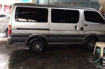 Toyota Hiace gl 2003 gasoline 2.0 local unit