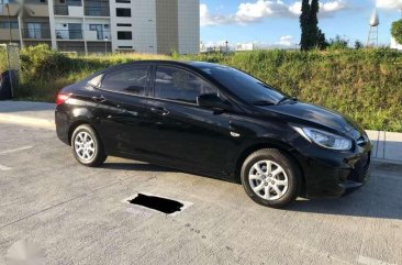 FOR SALE: Hyundai Accent 2013