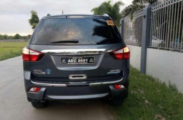 Isuzu Mux LS-A 4x2 3.0 diesel manual 2016 push start