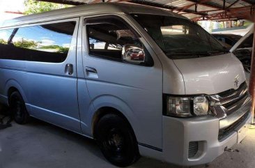 2016 Toyota Hiace 2.5 Grandia GL Manual Diesel Silver Metallic