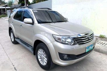 2012 Toyota Fortuner G Diesel Manual (1t kms only) very low mileage