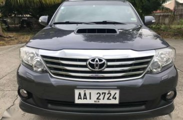 2014 Toyota Fortuner V 4x4 diesel AT FOR SALE