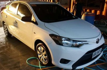 Toyota Vios 13 J manual 2015 FOR SALE