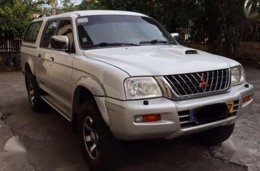 Mitsubishi Strada 2004 for sale