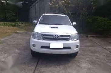 Toyota Fortuner V 2006 4x4 FOR SALE