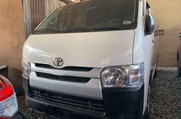 SALE 2017 Toyota Hiace Commuter 3.0L Manual White