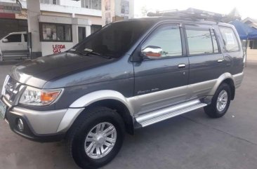 Isuzu Crosswind XUV 2010 FOR SALE