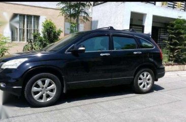 Honda CRV 2010 model automatic black metalic 