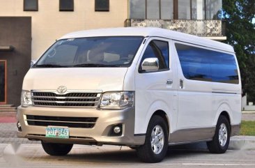 2011 Toyota Hiace Super Grandia Leather