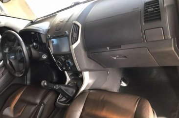 SELLING ISUZU Dmax 2014 manual