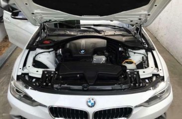 BMW 328i Sport Line 20Tkms AT 2014 Local Purchased