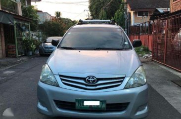 2010 Toyota INNOVA E for sale