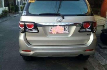 TOYOTA Fortuner V 2014 MODEL 2015 SERIES 4x2 diesel AT