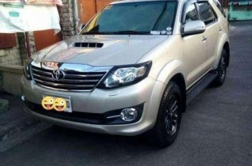 TOYOTA Fortuner V 2014 MODEL 2015 SERIES 4x2 diesel AT