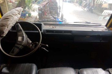 SELLING MITSUBISHI L300 1997 MODEL