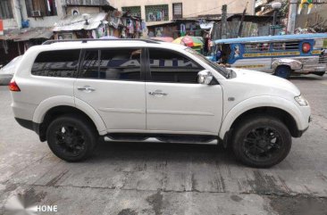 Mitsubishi Montero 2010 GLS White for sale