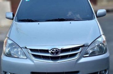 Toyota Avanza 1.5g 2010 model Low mileage 