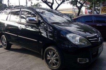 For sale 2011 Toyota Innova V