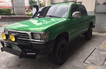 Toyota Hilux 2001 2L engine very fuel efficient