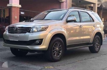 2015 Toyota Fortuner V DIESEL Matic FOR SALE