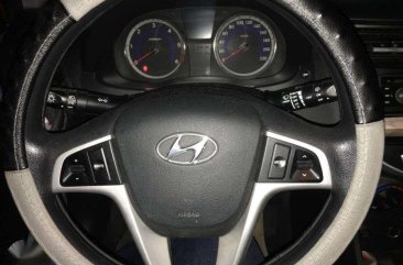 2014 Hyundai Accent hatchback FOR SALE