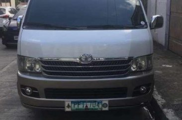 Toyota Hiace Super Grandia 2010 model for sale