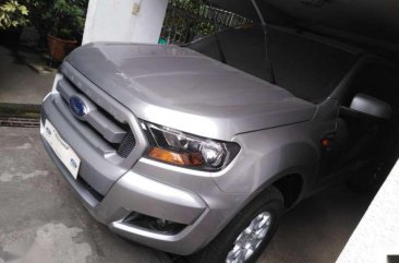 For sale pickup 2017 Ford Ranger 4x4 color gray... 